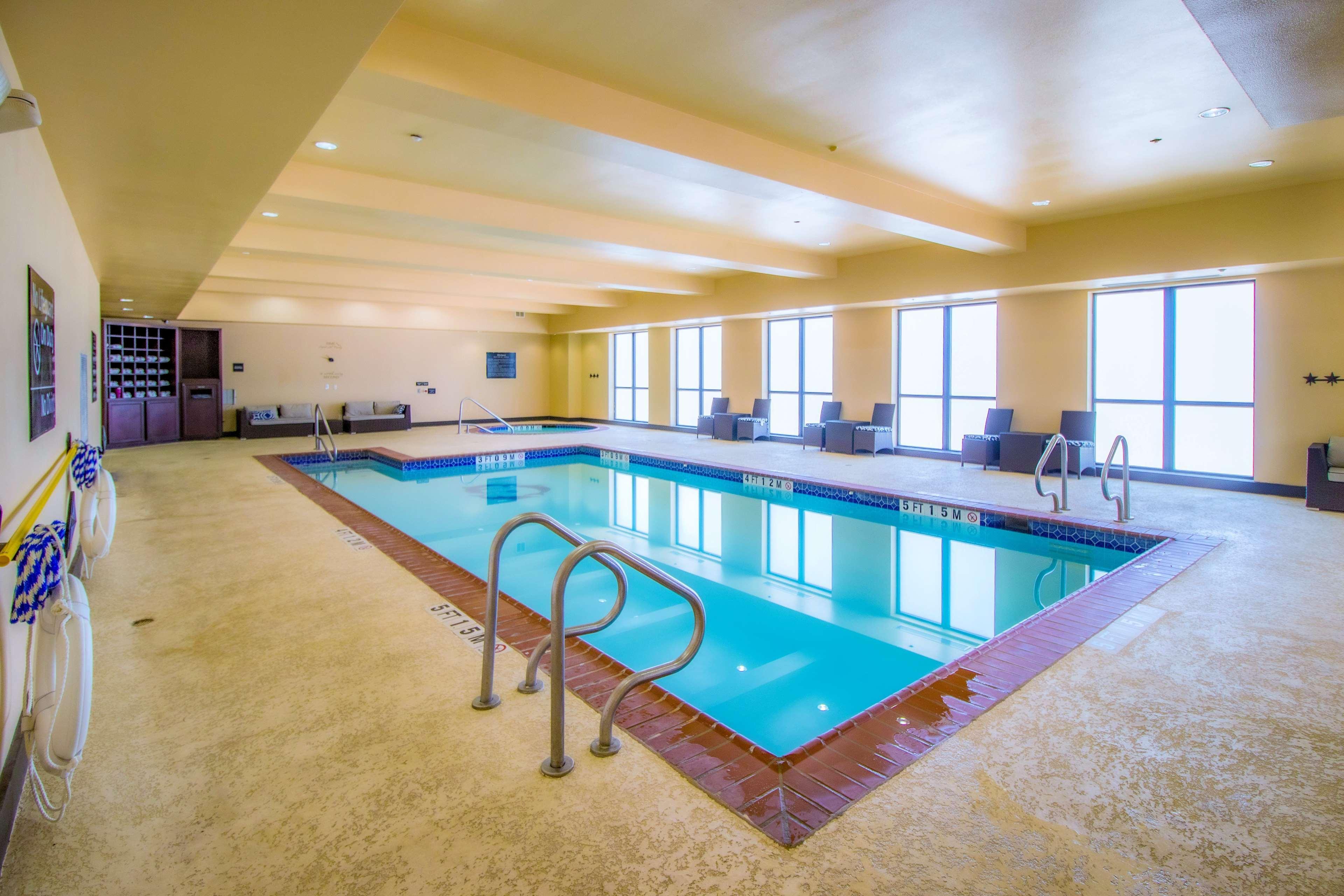 Hampton Inn & Suites Бастроп Екстер'єр фото